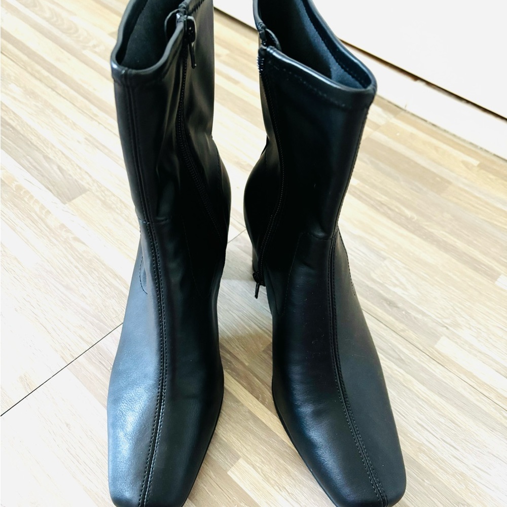 Aerosoles boots 7.5